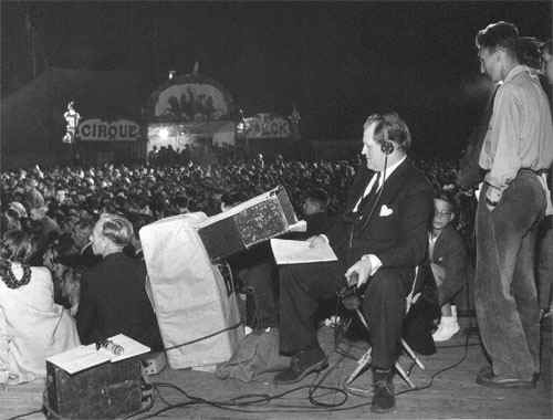 Richard Dimbleby commentates from Calais